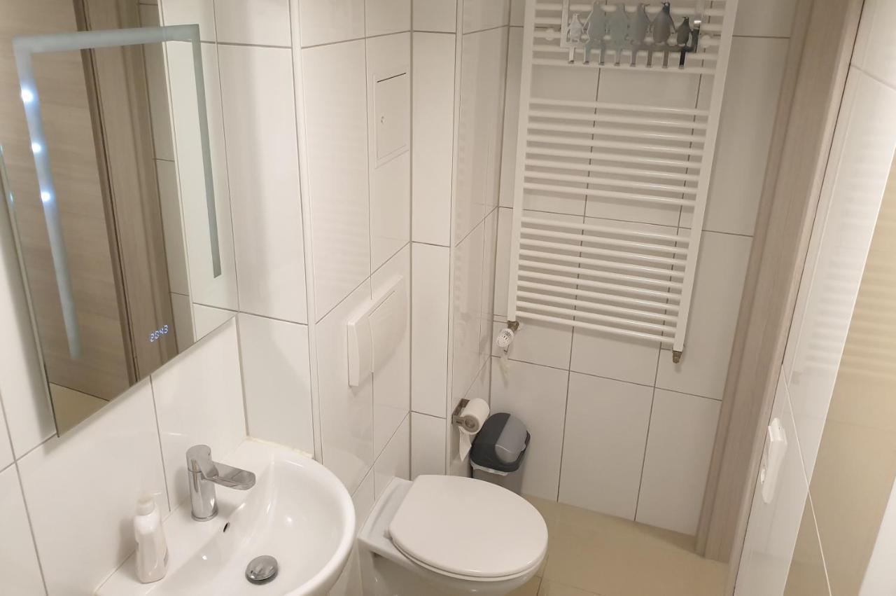 Moderne Einliegerwohnung Amara - Friedrichshafen Am Bodensee المظهر الخارجي الصورة